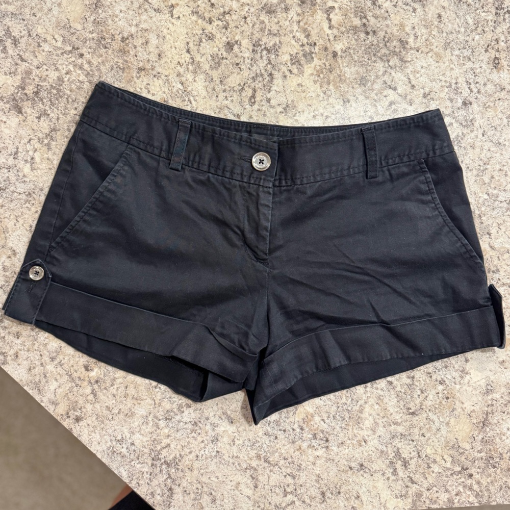 EXPRESS DESIGN STUDIO Black Shorts